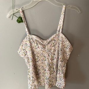Flowered cropped tank top